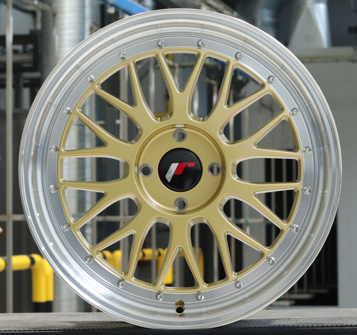 JR Wheels JR23 18x8 Gold w/Machined Lip