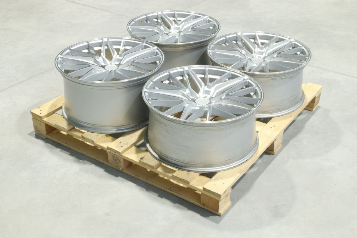 Set of JR38 21x9,5 ET35 + 21x10,5 ET35 5x112 Silver Machined