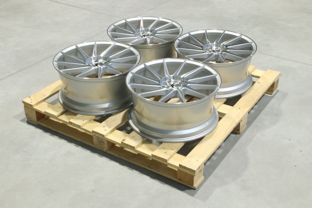 Set of JR22 19x8,5 ET40 5x112 Silver Machined Face