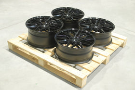 Set of JR28 18x7,5 + 18x8,5 ET40 5x112 Gloss Black