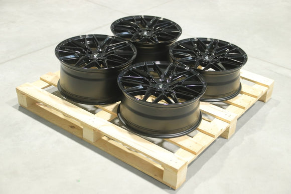 Set of JR28 18x7,5 + 18x8,5 ET40 5x112 Gloss Black