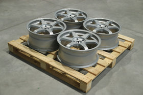 Set of JR3 18x8 ET40 5x114,3 Gloss Silver