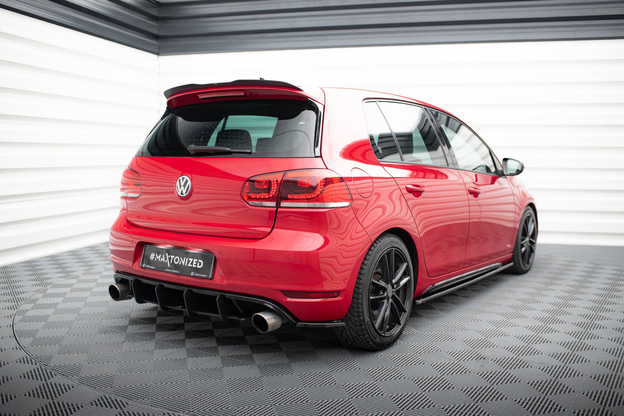 Spoiler Cap VW GOLF MK6 GTI / R