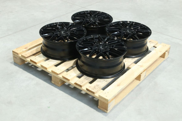 Set of JR28 17x7 ET38 4x100 Gloss Black