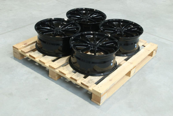 Set of JR37 18x8 ET35 5x112 Gloss Black