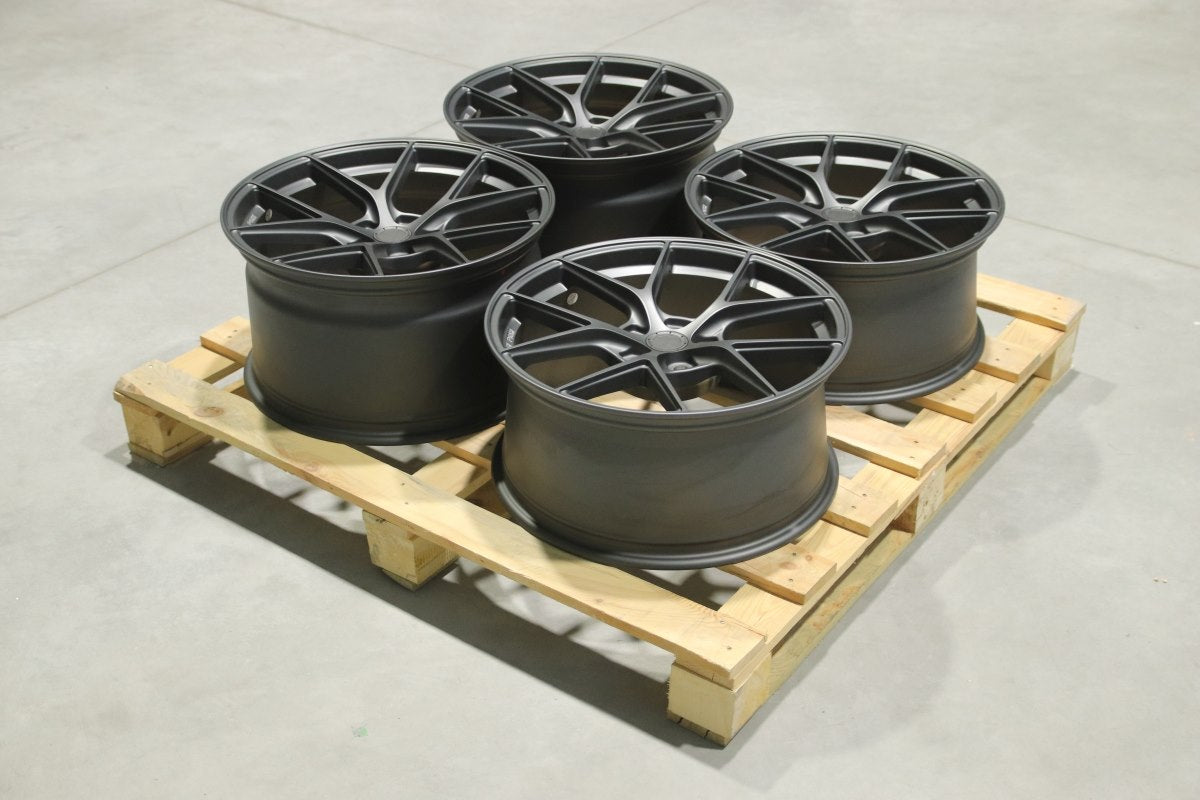 Set of SL01 19x9 ET32 + 19x10,5 ET38 5x114,3 Matt Gun Metal