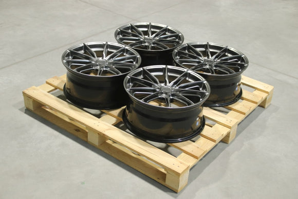 Set of JR37 18x8 ET40 5x100 Hyper Black