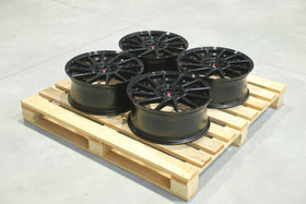 Set of JR22 17x7 ET40 4x100/114,3 Gloss Black