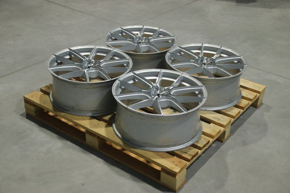 Set of JR30 20x8,5 ET35 5x115 Silver Machined Face
