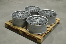 Set of CVR6 20x8,5 ET35 5x112 Gloss Silver