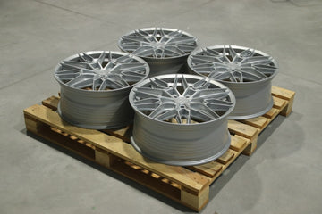 Set of CVR6 20x8,5 ET35 5x112 Gloss Silver