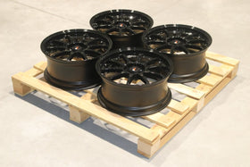 Set of JR5 18x8 ET35 5x114,3 Gloss Black