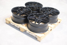 Set of CVR2 21x9 ET25 5x112 Gloss Black