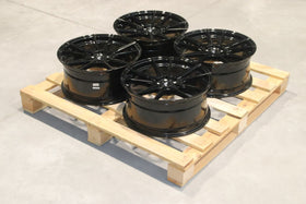 Set of JR21 18x8 ET37 5x100 Gloss Black