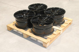 Set of CVR2 19x9,5 ET45 5x114,3 Platinum Black