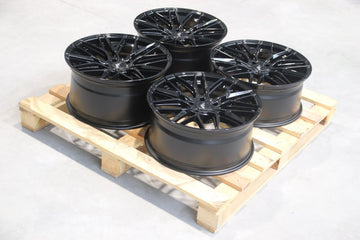 Set of JR28 19x8,5 ET35 + 19x9,5 ET30 5x120 Gloss Black