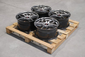 Set of JR25 18x8,5 ET20 5x120 Hyper Black