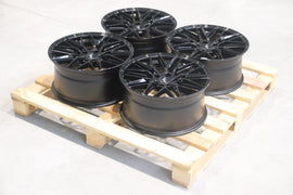 Set of JR28 18x8,5 ET40 5x114,3 Gloss Black