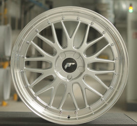 JR Wheels JR23 20x8,5 Hyper Silver w/Machined Lip