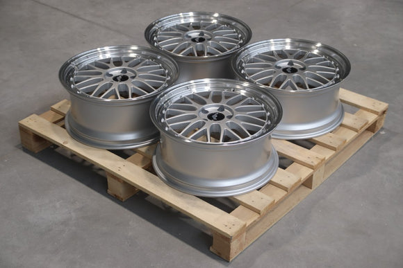 Set of JR23 19x8,5 ET35 5x112 Hyper Silver w/Machined Lip