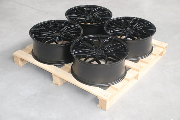 Set of JR46 20x8,5 ET45 5x112 Gloss Black