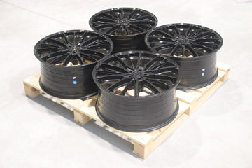 Set of CVR7 22x10 ET25 5x112 Platinum Black