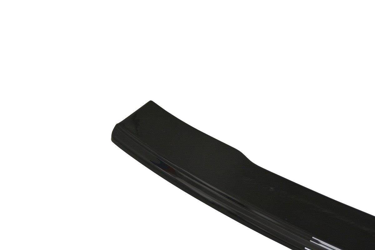 CENTRAL REAR SPLITTER Audi A4 B9 S-Line