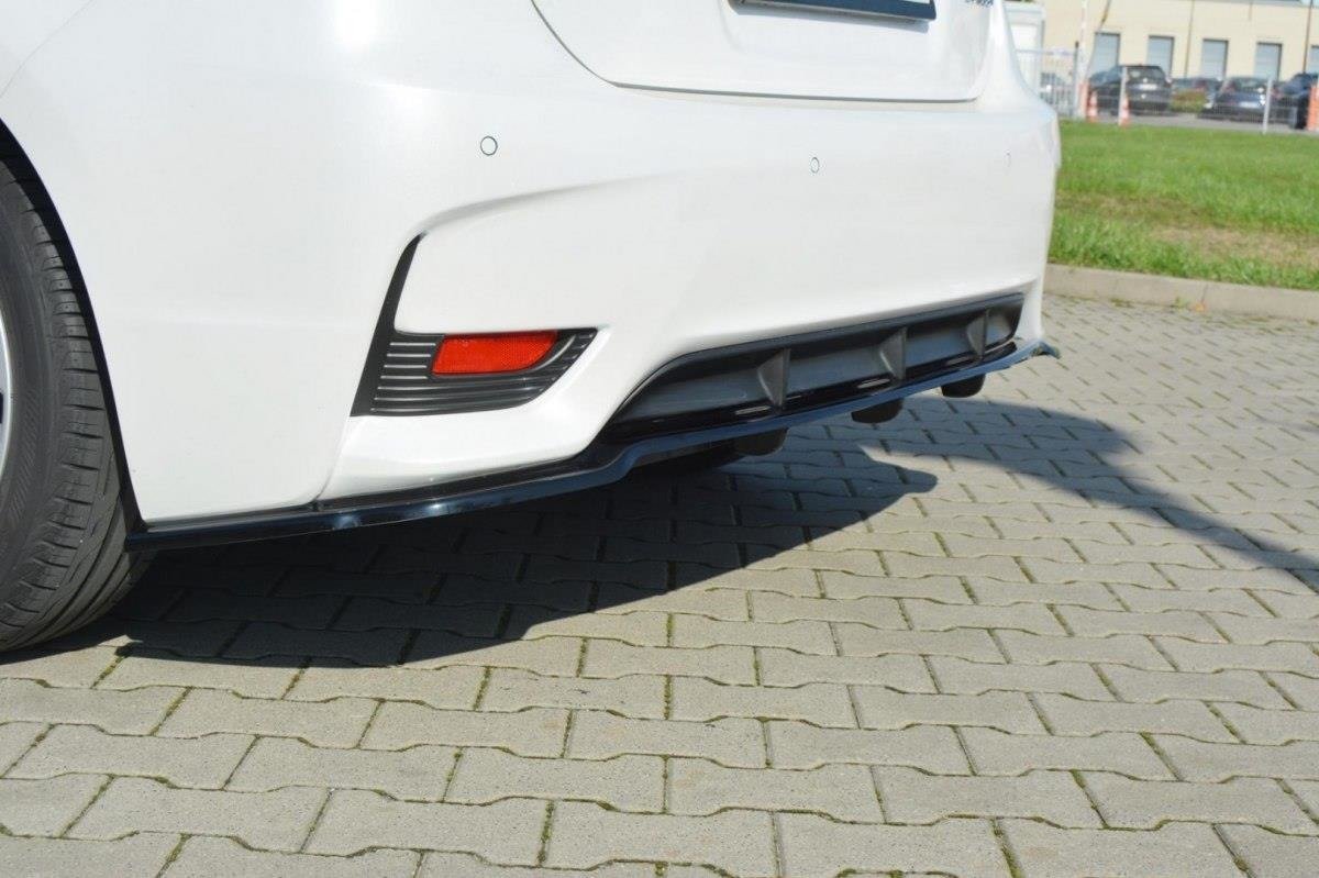 CENTRAL REAR SPLITTER Lexus CT Mk1 Facelift (with vertical bars)