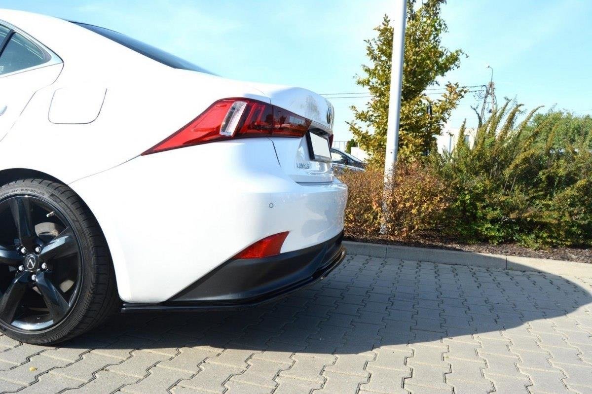 CENTRAL REAR SPLITTER Lexus IS Mk3 H (without vertical bars)