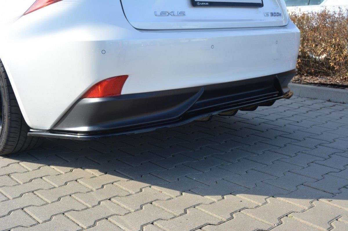 CENTRAL REAR SPLITTER Lexus IS Mk3 H (with vertical bars)