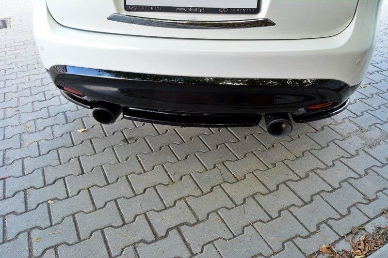 CENTRAL REAR SPLITTER INFINITI QX70