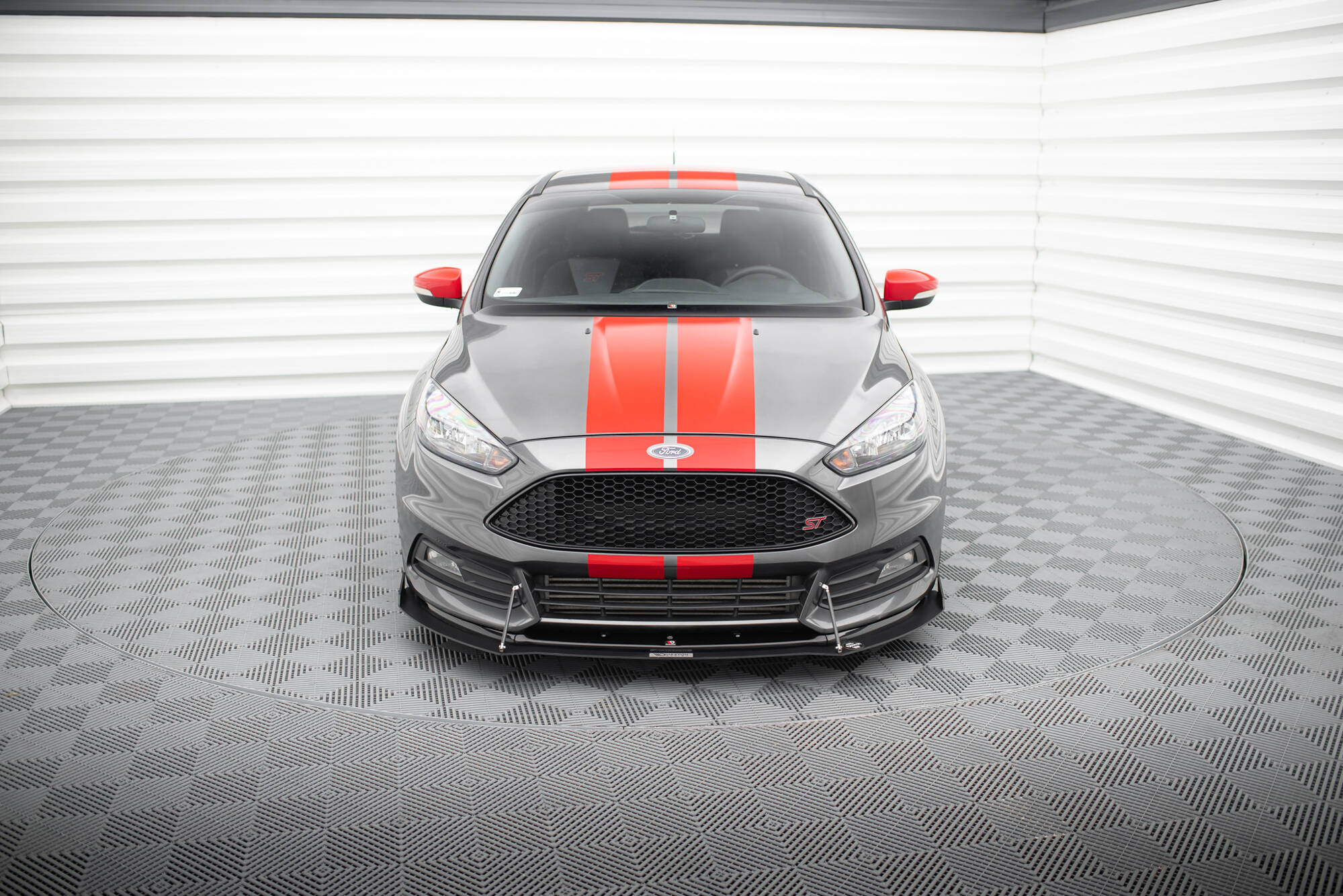 Hybrid Front Splitter V.2 Ford Focus ST Mk3 FL