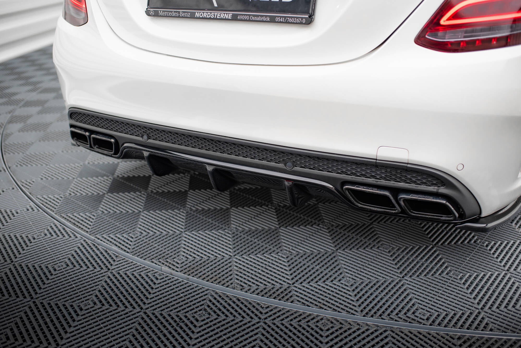 REAR VALANCE Mercedes C-Class S205 63AMG