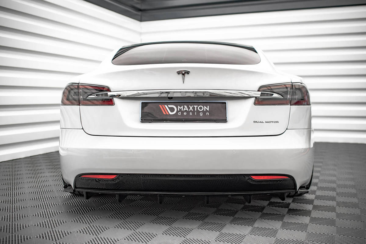 REAR VALANCE Tesla Model S Facelift