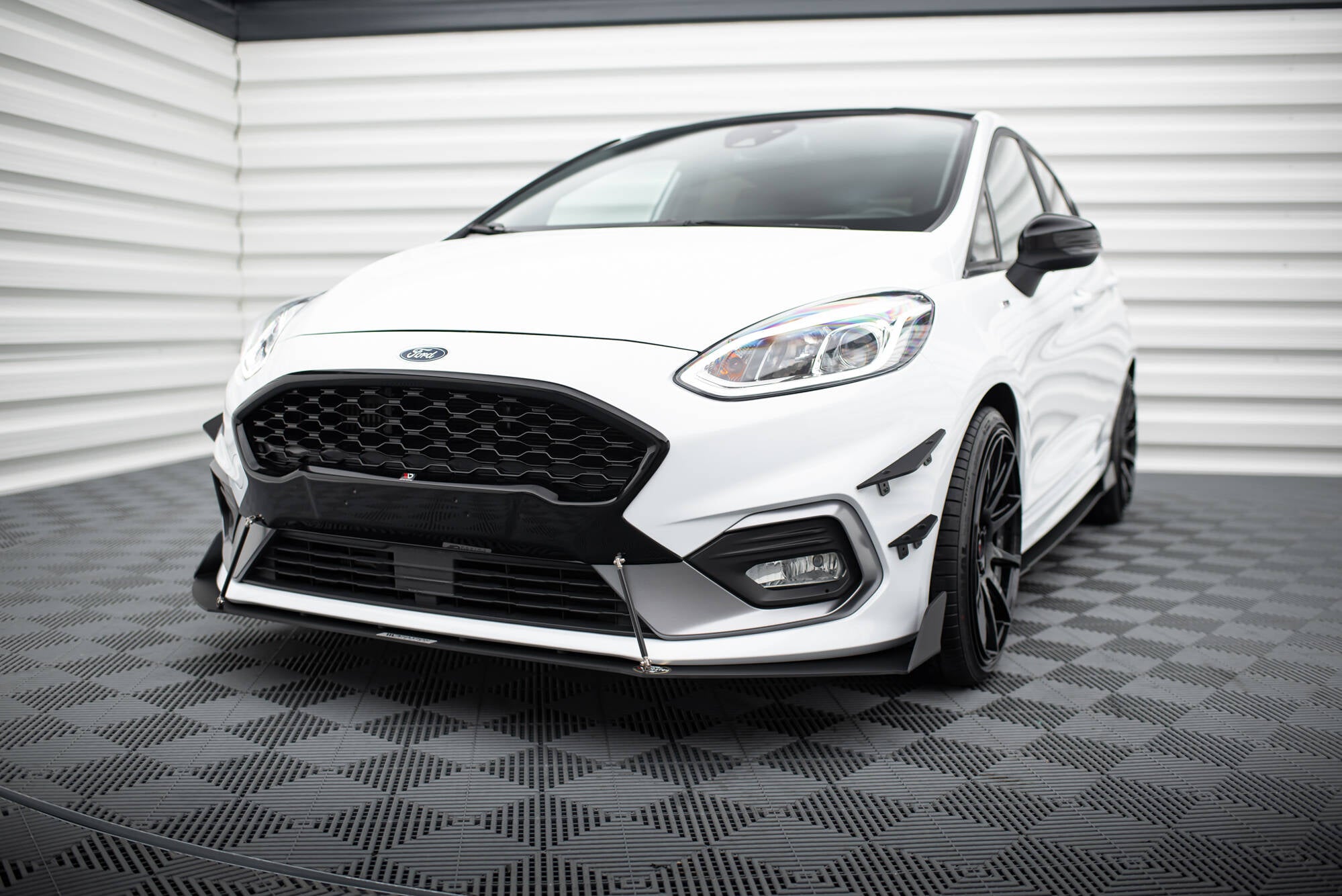 Front Racing Splitter V.1 Ford Fiesta Mk8 ST / ST-Line