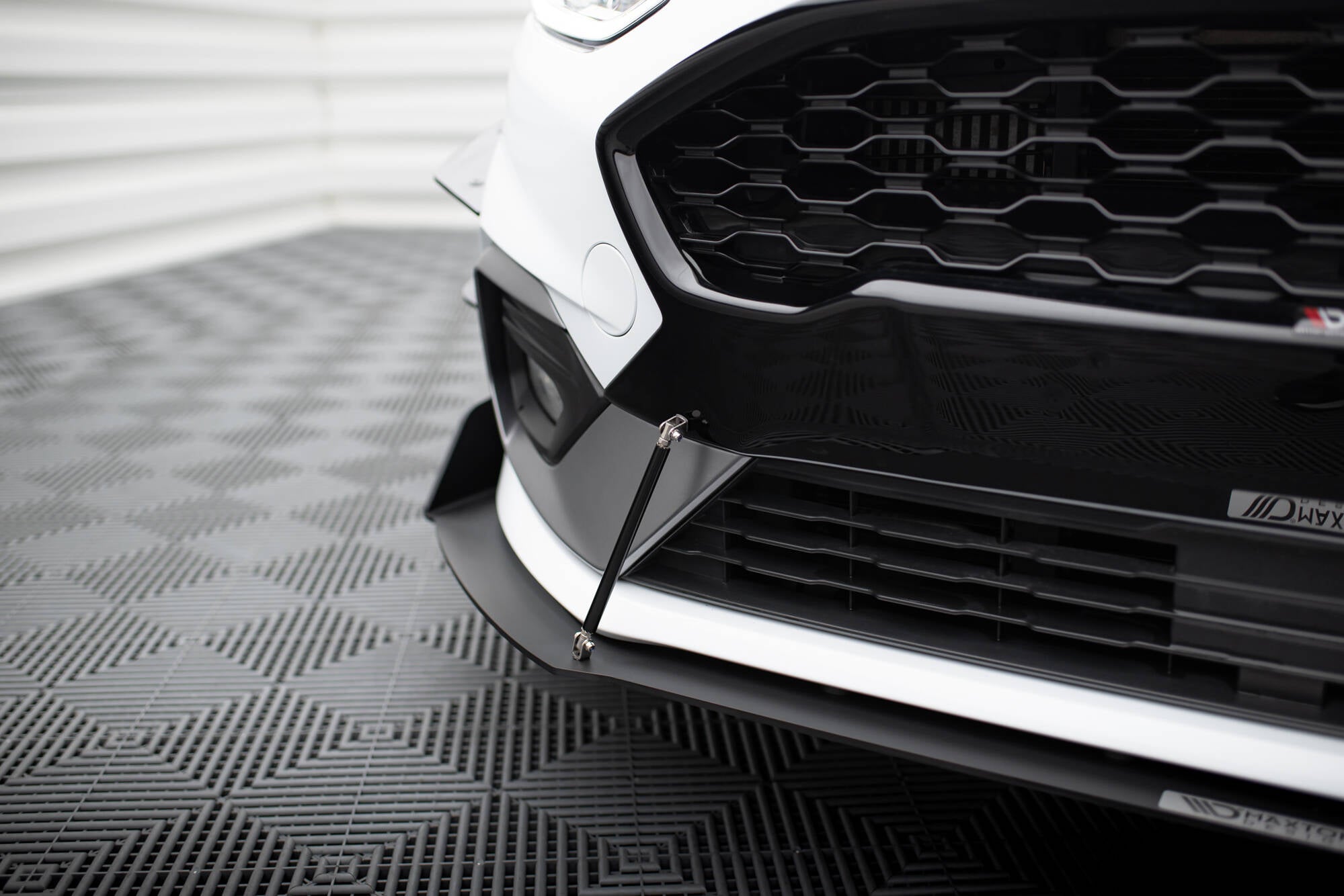 Front Racing Splitter V.1 Ford Fiesta Mk8 ST / ST-Line