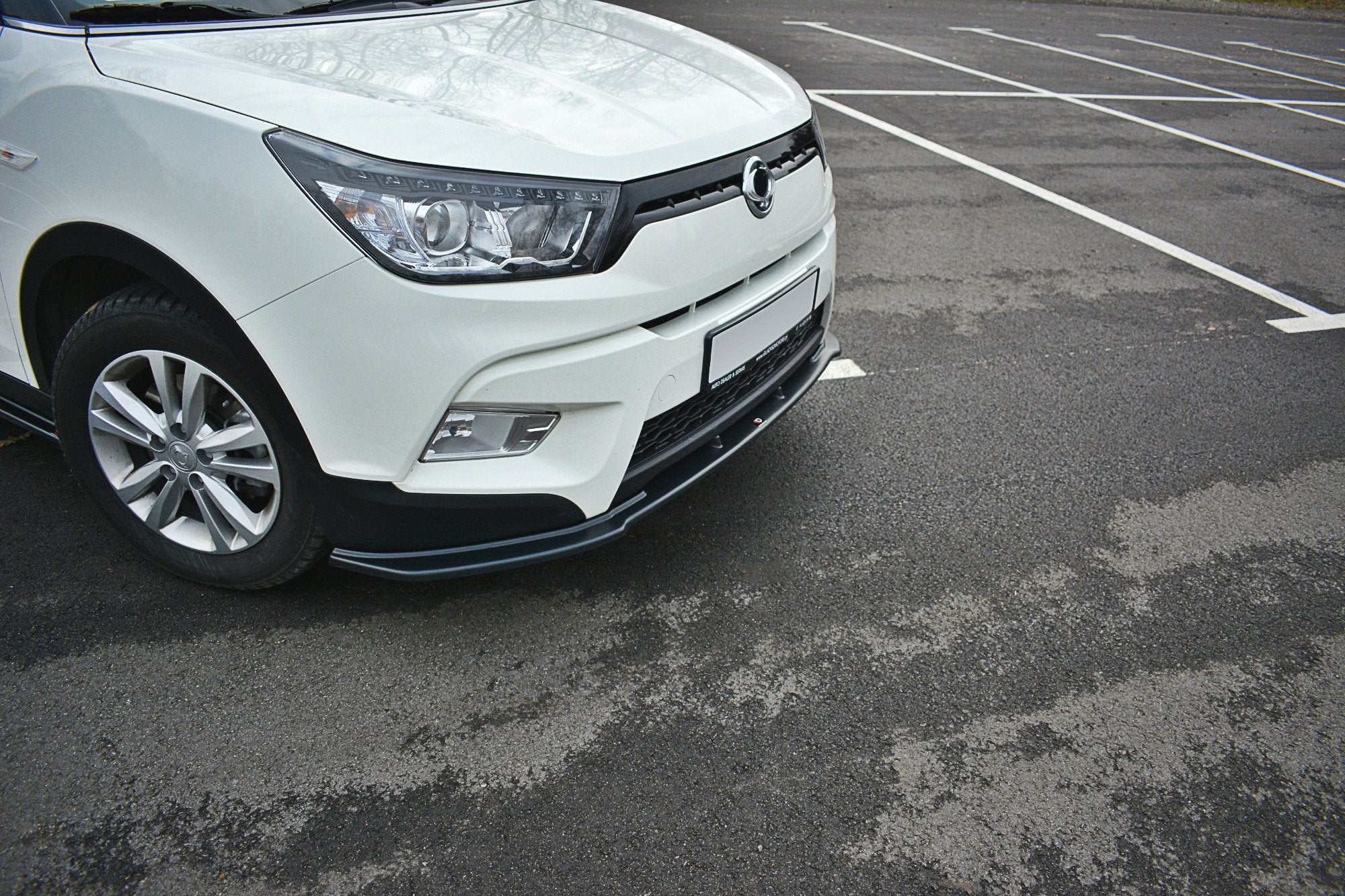 FRONT SPLITTER V.1 SSANGYONG TIVOLI