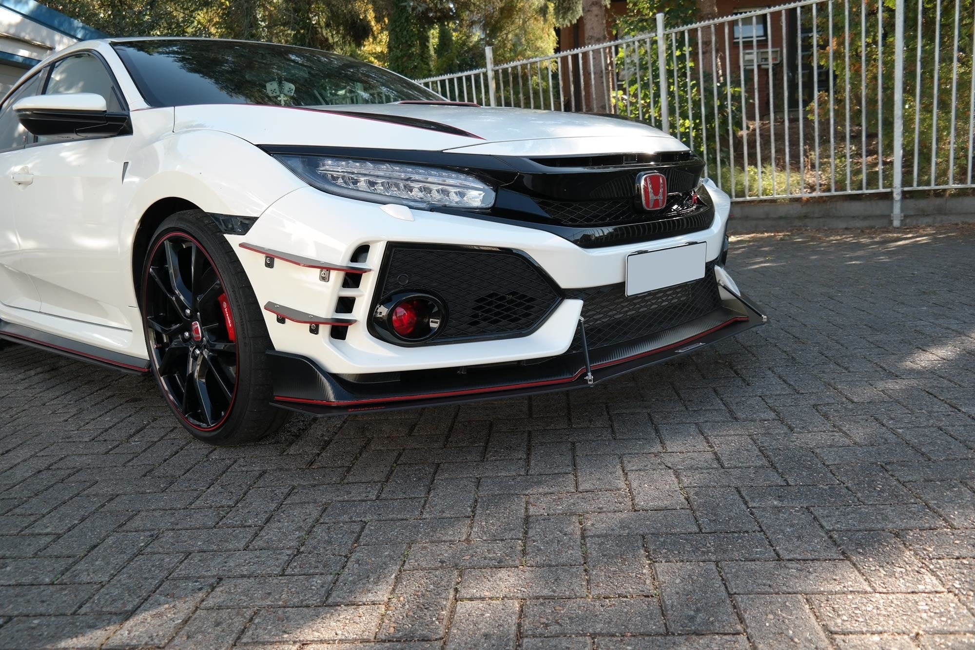 FRONT RACING SPLITTER V.1 HONDA CIVIC X TYPE R