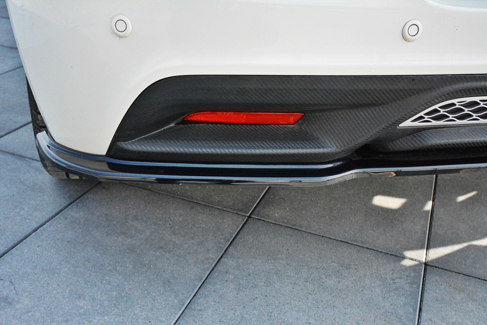 CENTRAL REAR SPLITTER HONDA CR-Z