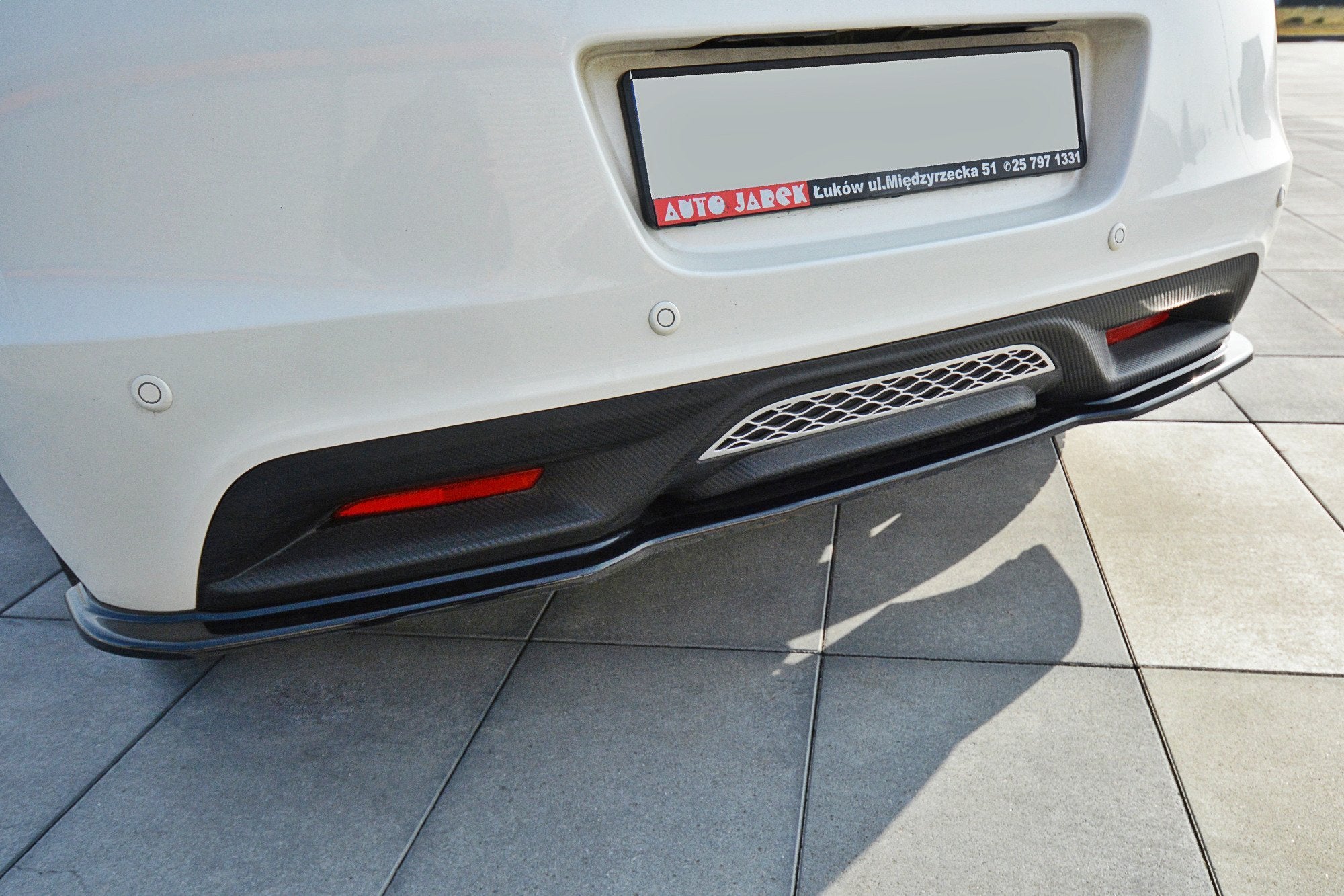 CENTRAL REAR SPLITTER HONDA CR-Z