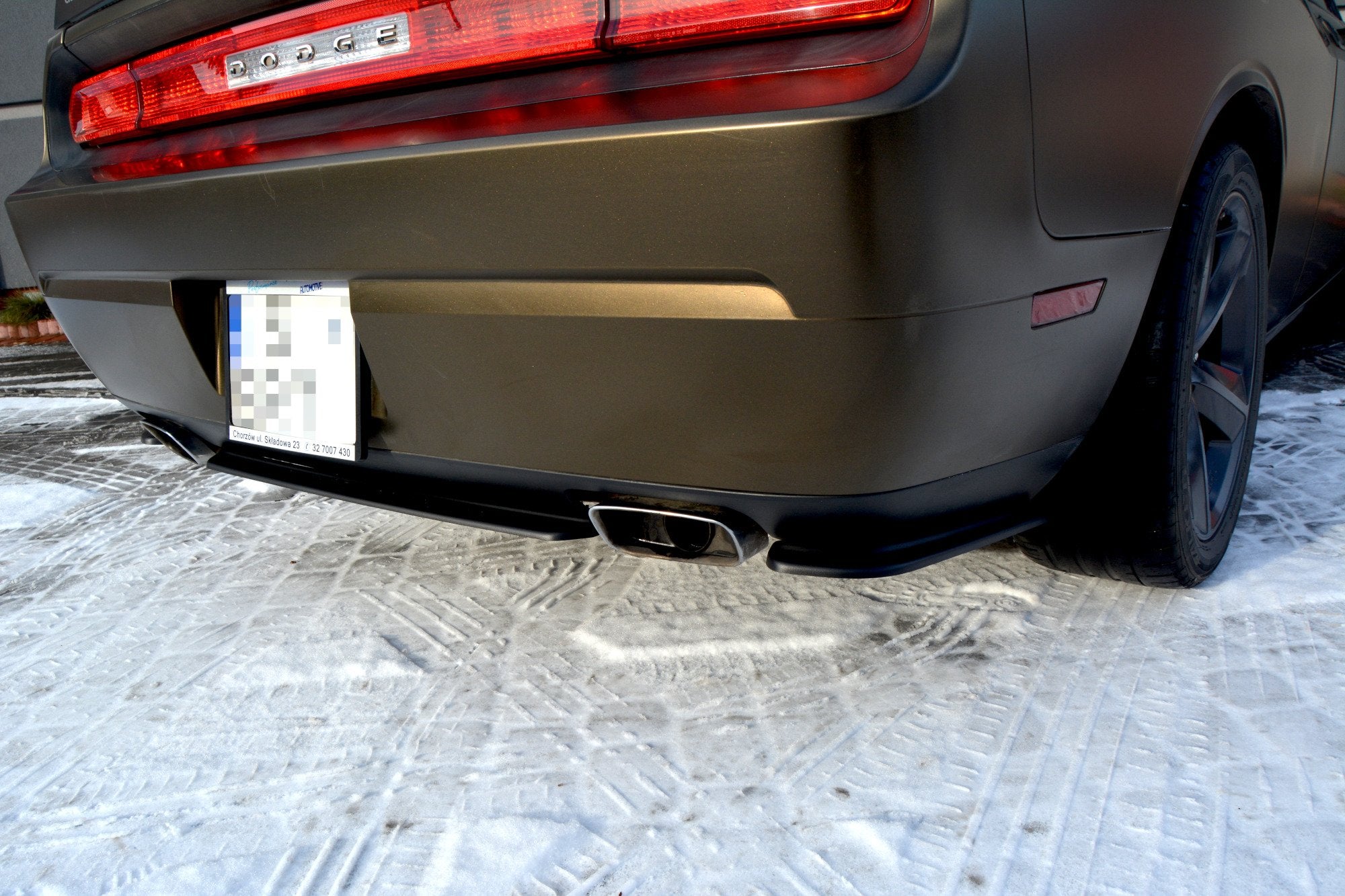 CENTRAL REAR SPLITTER DODGE CHALLENGER MK3. PHASE-I SRT8 COUPE (without vertical bars)