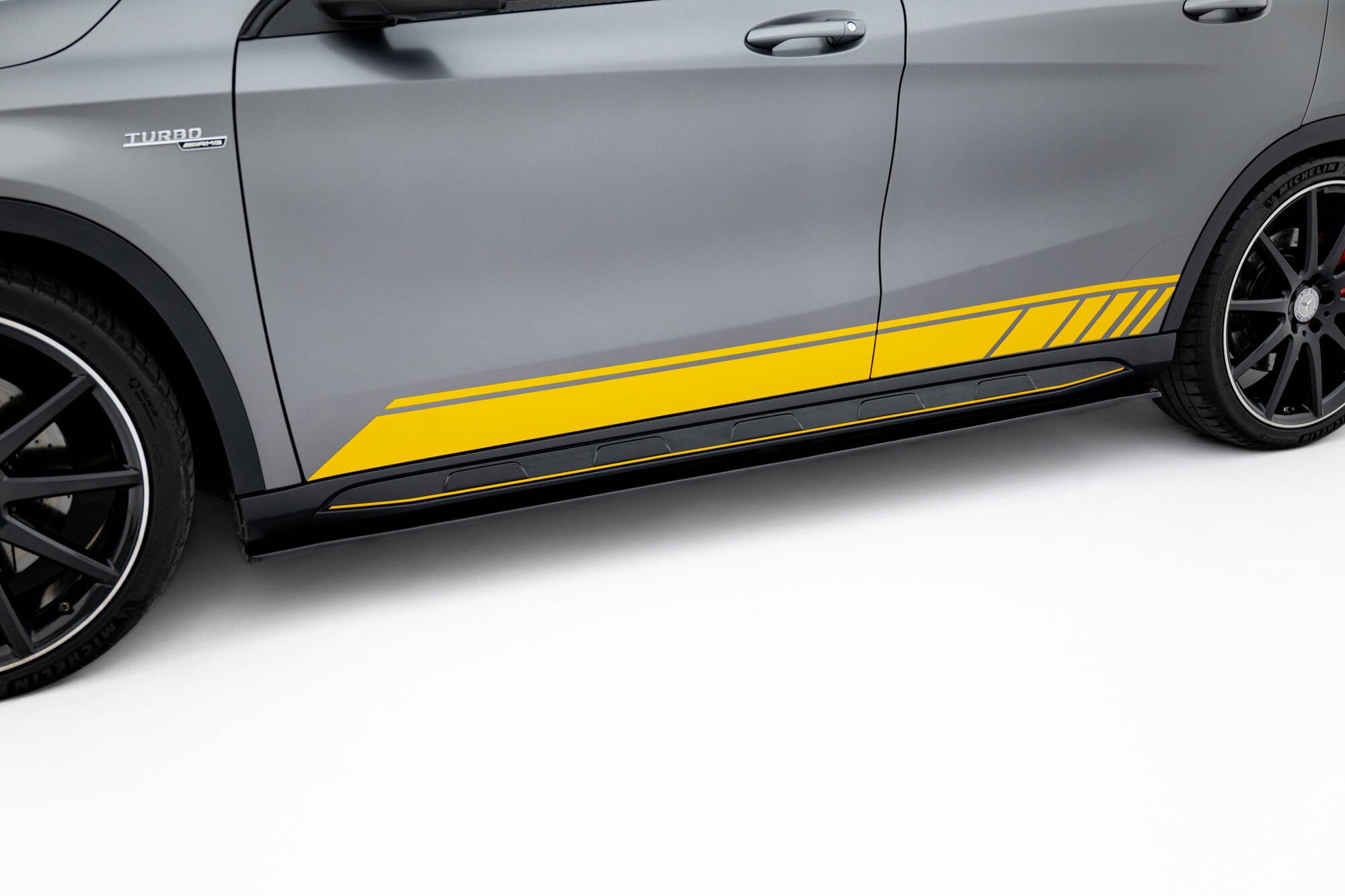 Side Skirts Diffusers V.1 Mercedes-Benz GLA 45 AMG