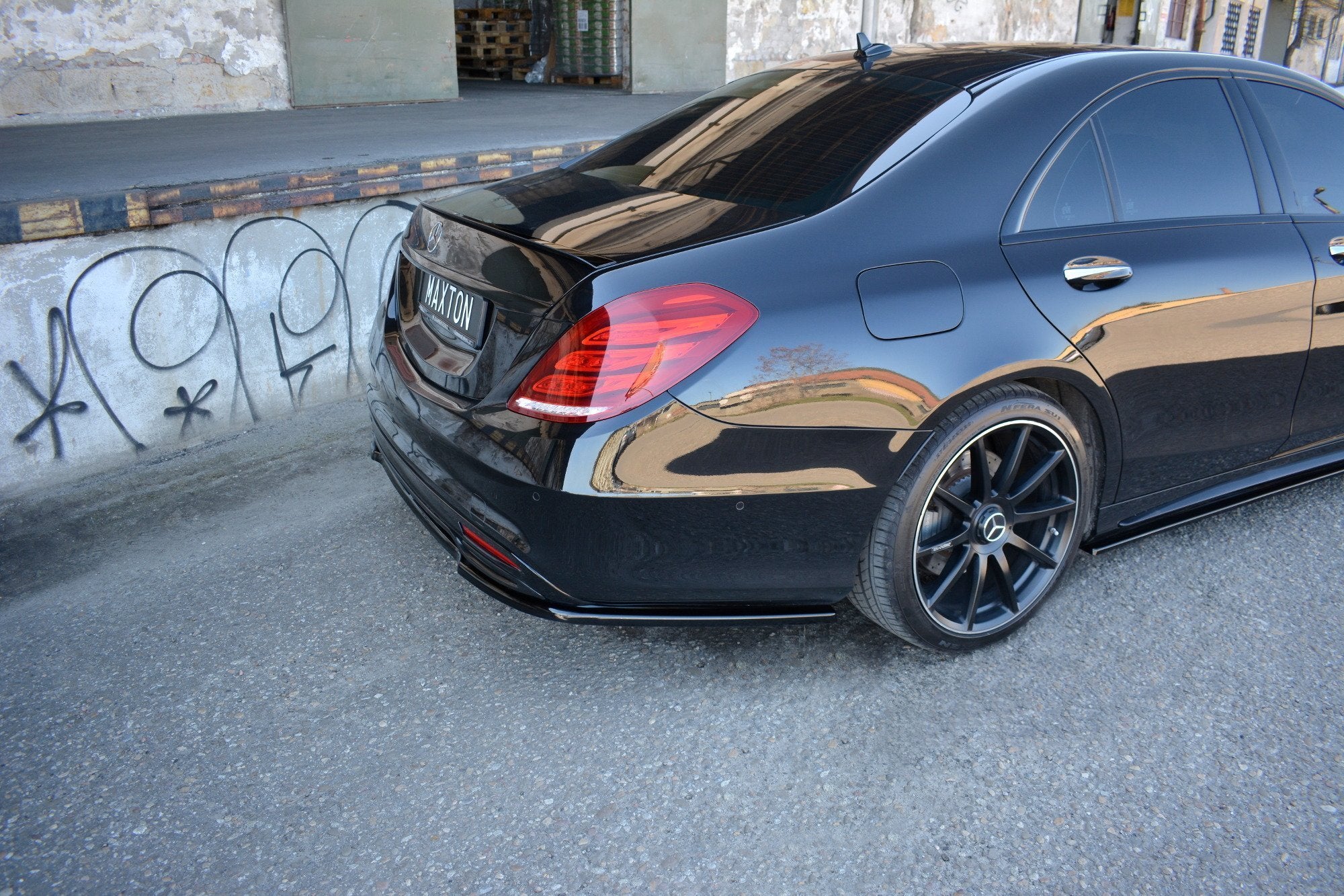 CENTRAL REAR SPLITTER MERCEDES-BENZ S-CLASS AMG-LINE W222