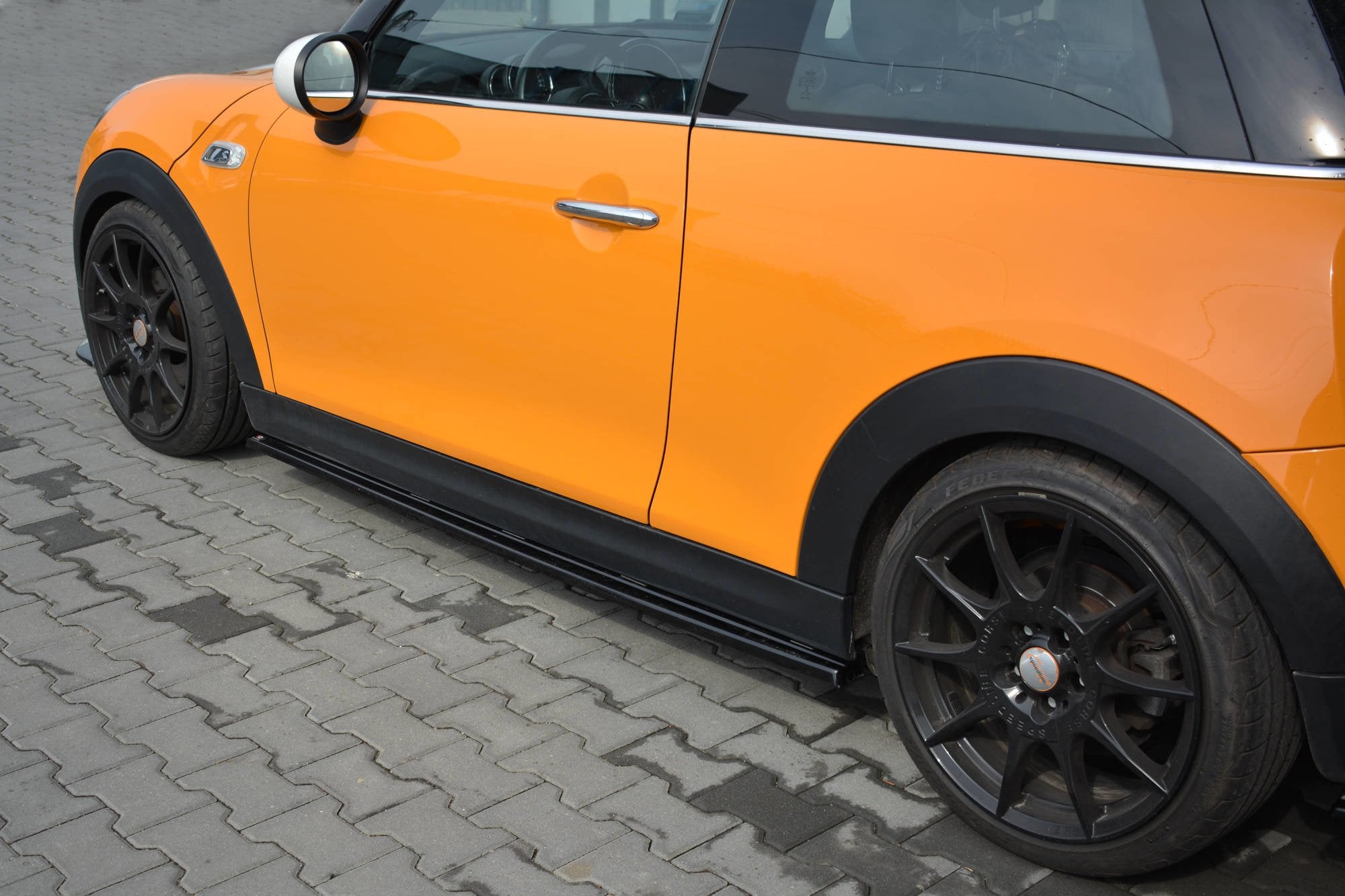 SIDE SKIRTS DIFFUSERS MINI COOPER S MK3 PREFACE 3-DOOR (F56)