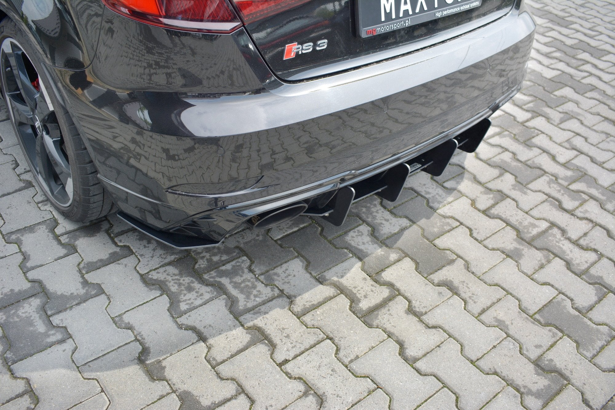 Rear Diffuser V.1 Audi RS3 8V FL Sportback