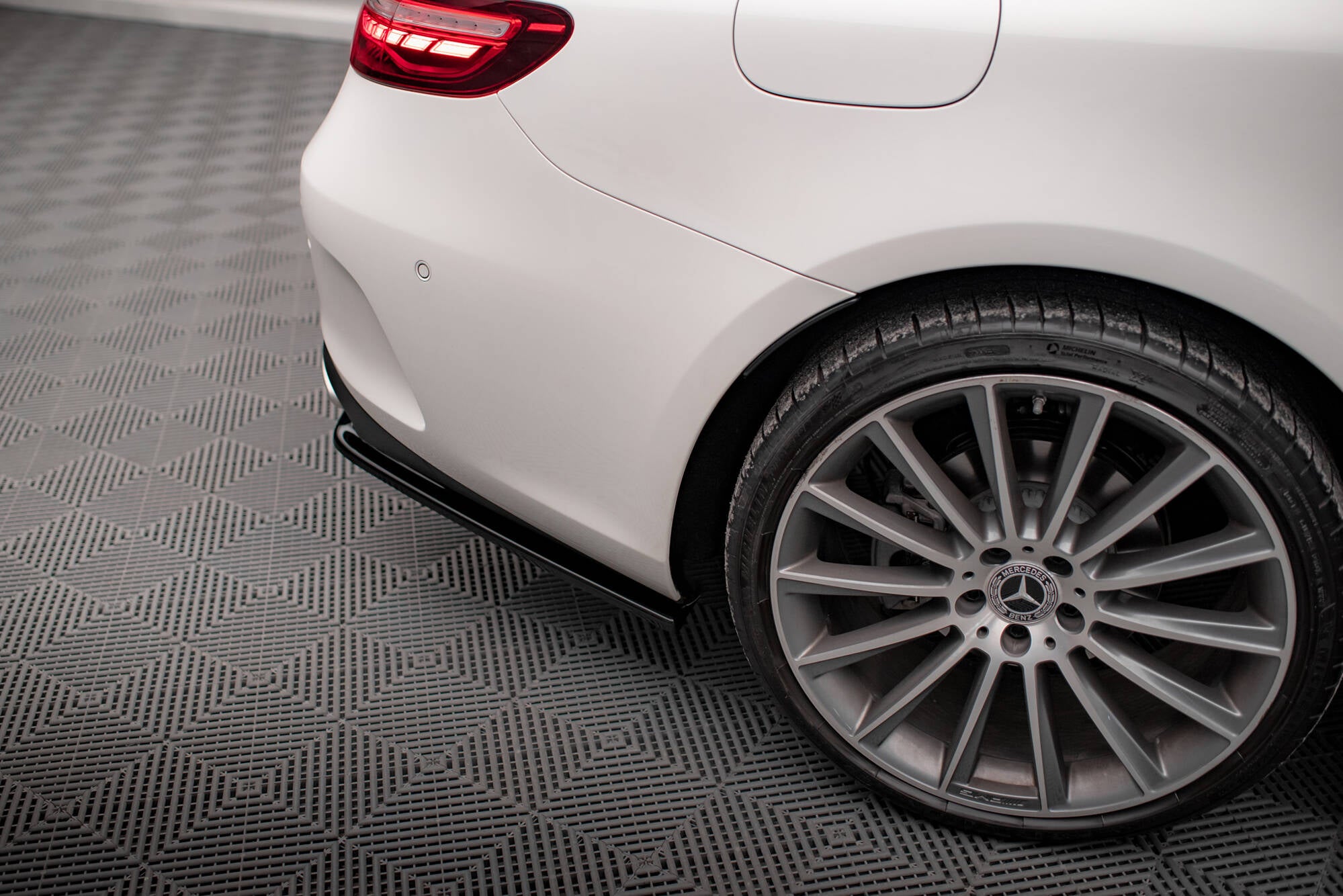 Rear Side Splitters Mercedes-Benz E-Class W213 Coupe(C238) / Cabriolet (A238) AMG-Line