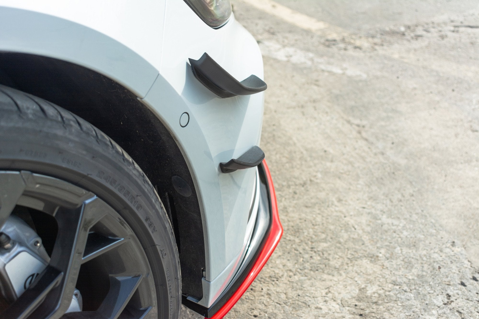 Front Bumper Wings (Canards) Renault Megane IV RS