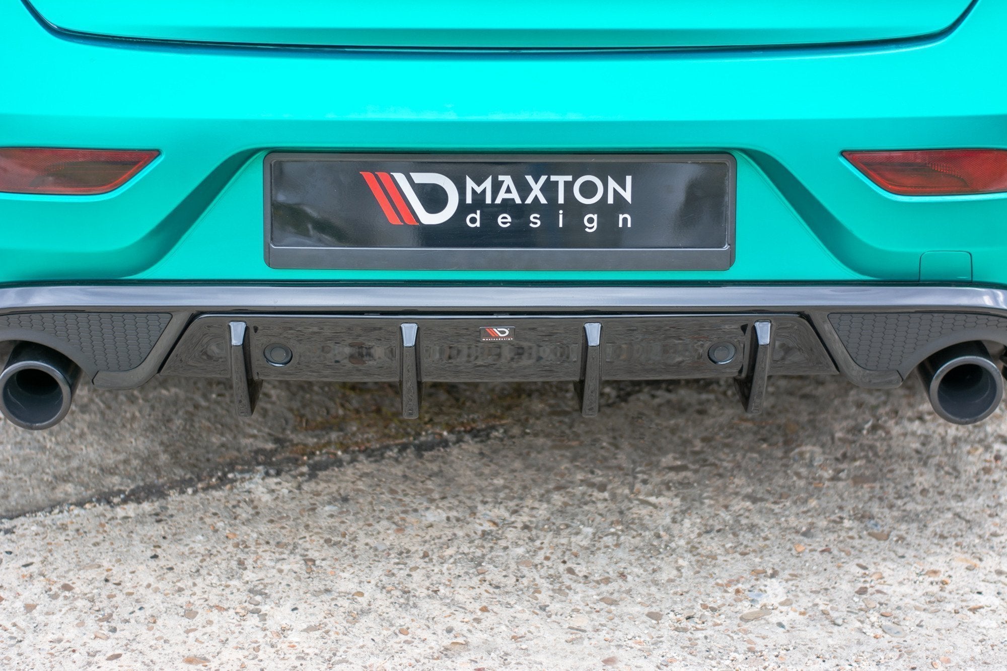 REAR VALANCE Volvo V40 R-design