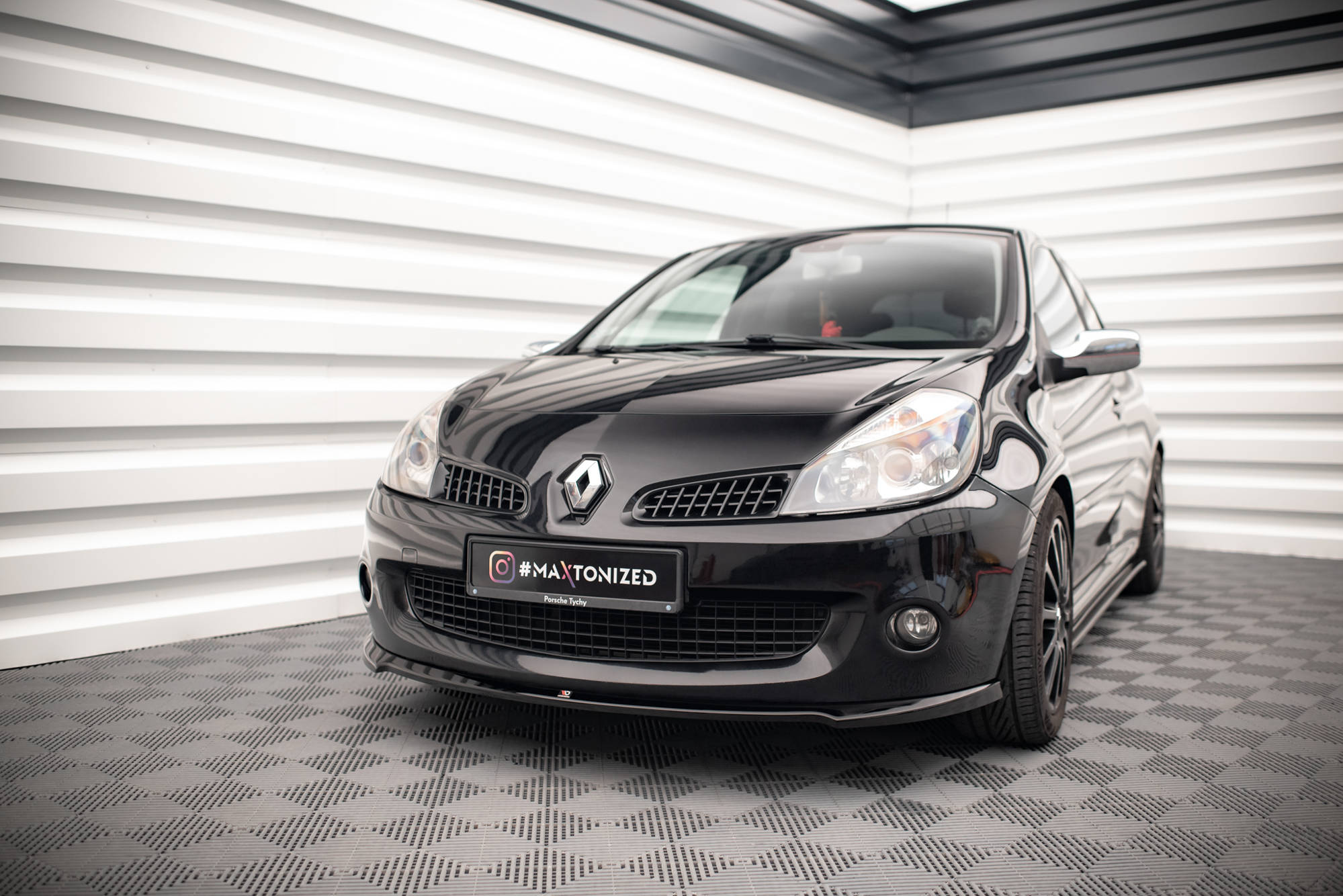 FRONT SPLITTER RENAULT CLIO III RS