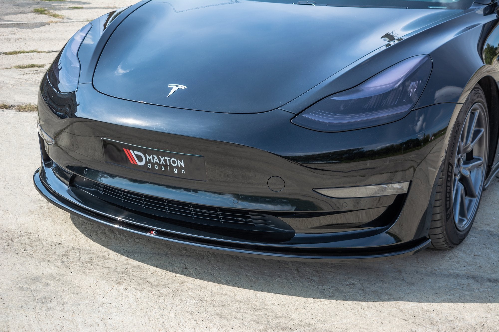 Front Splitter Tesla Model 3